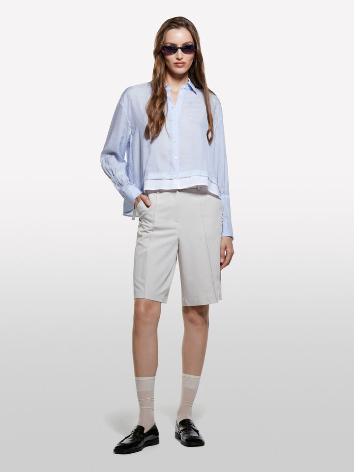 Camisa cropped azul-claro às riscas - camisas para mulher - Azul-Céu | Sisley image number 1